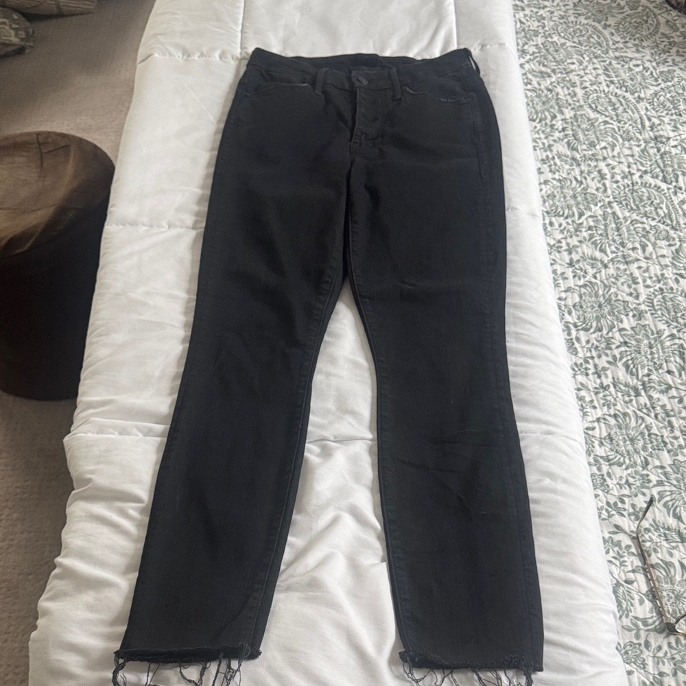 MOTHER The Pixie ankle fray              Black Straight Leg Jeans